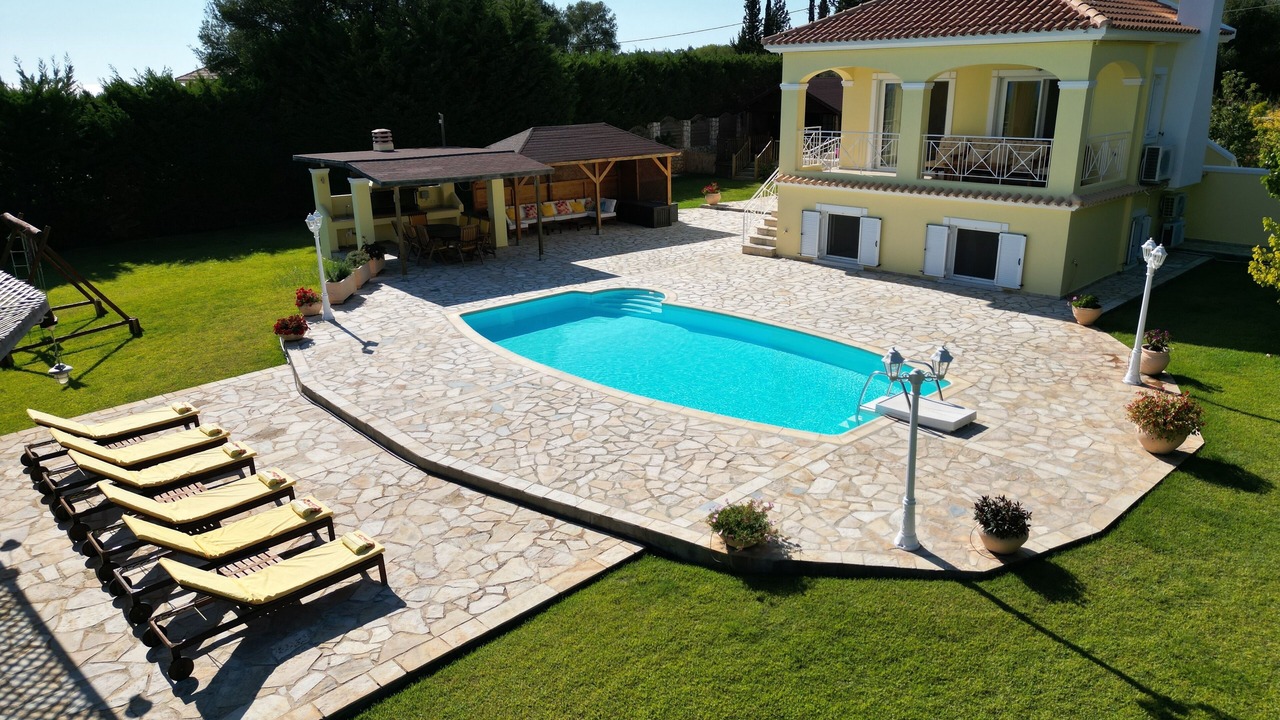 Photo of Outdoor in Karavados