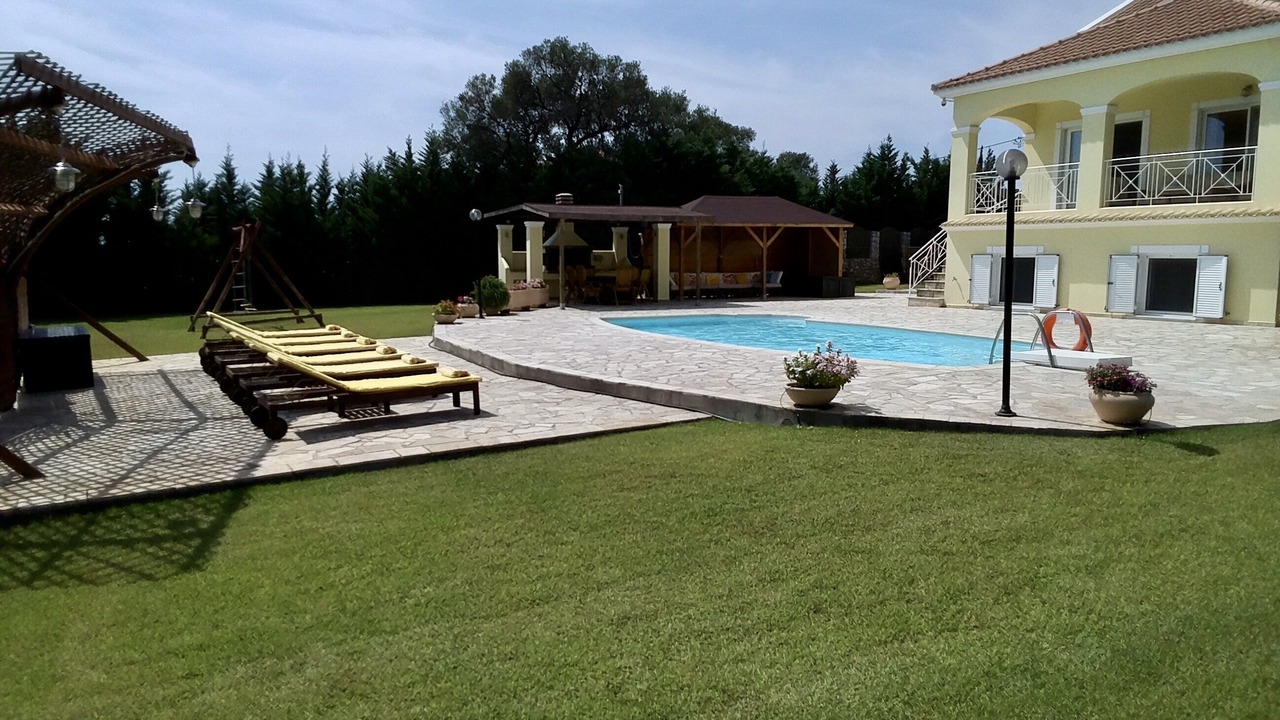 Photo of Outdoor in Karavados