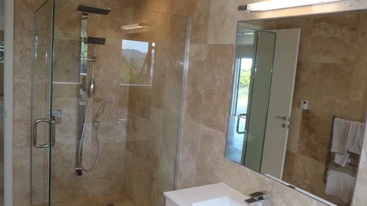 Photo of Bathroom in Rawhiti