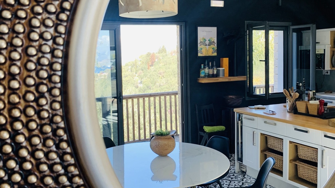 Photo of Others in Petaleia