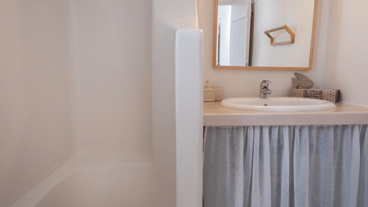 Photo of Bathroom in Houlakia