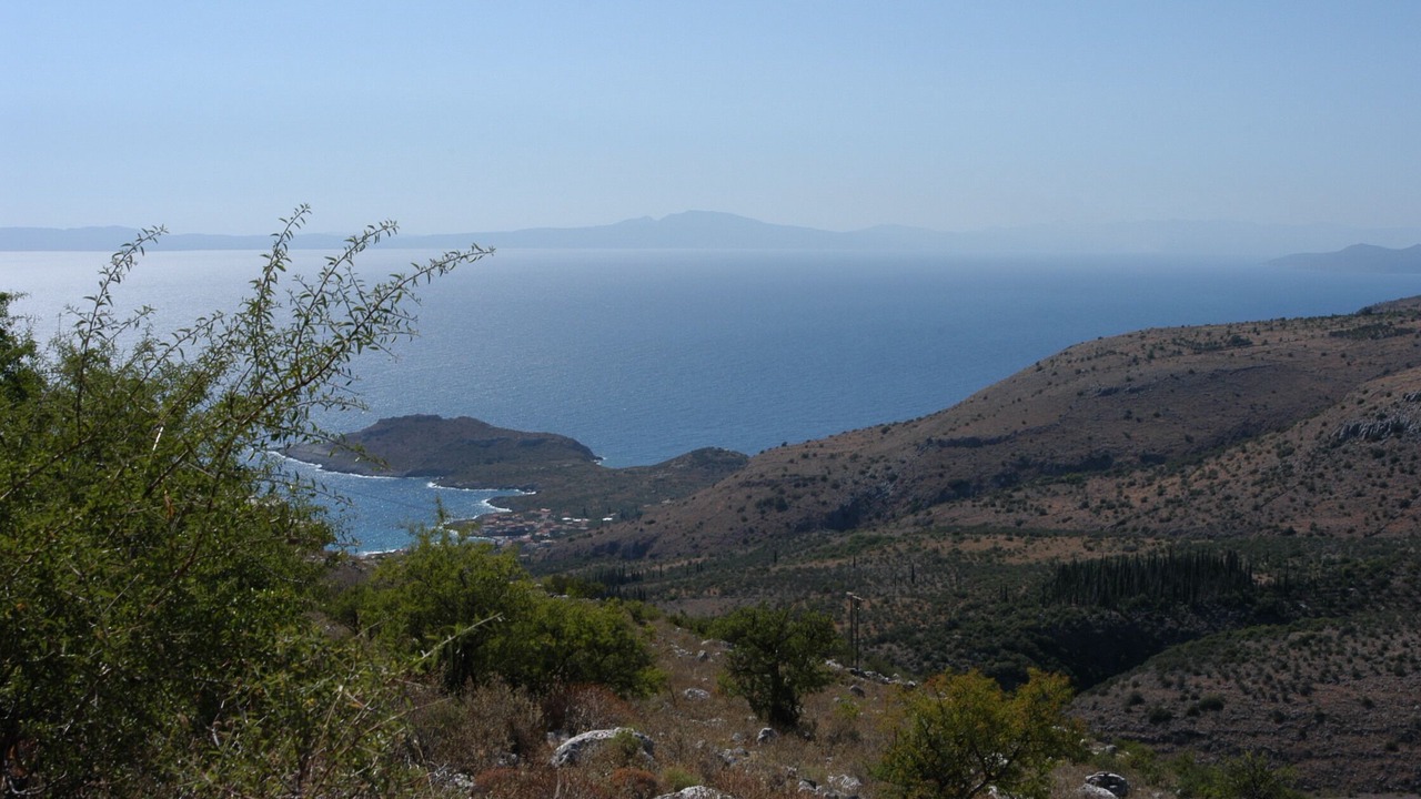 Photo of Others in Thalames