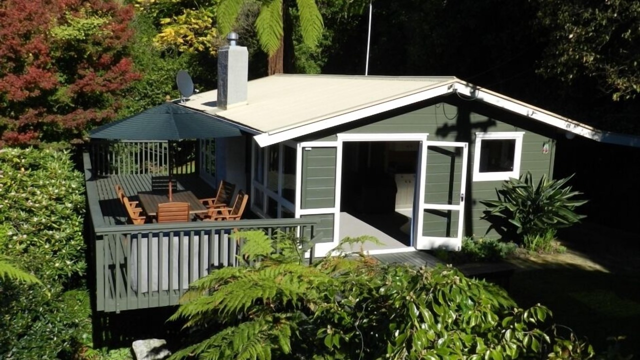 Photo of Others in Lake Tarawera