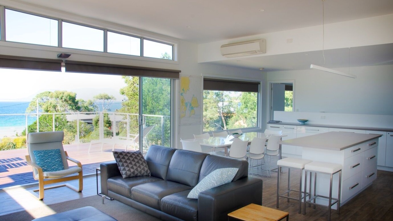 Photo of Livingroom in Spring Beach