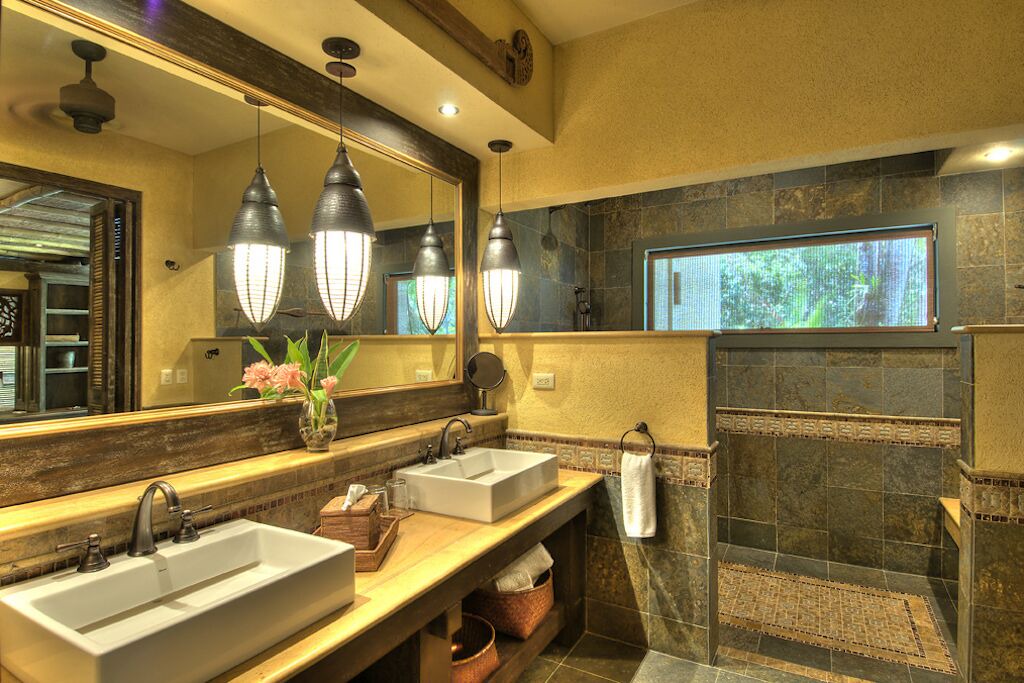 Photo of Bathroom in Dominical