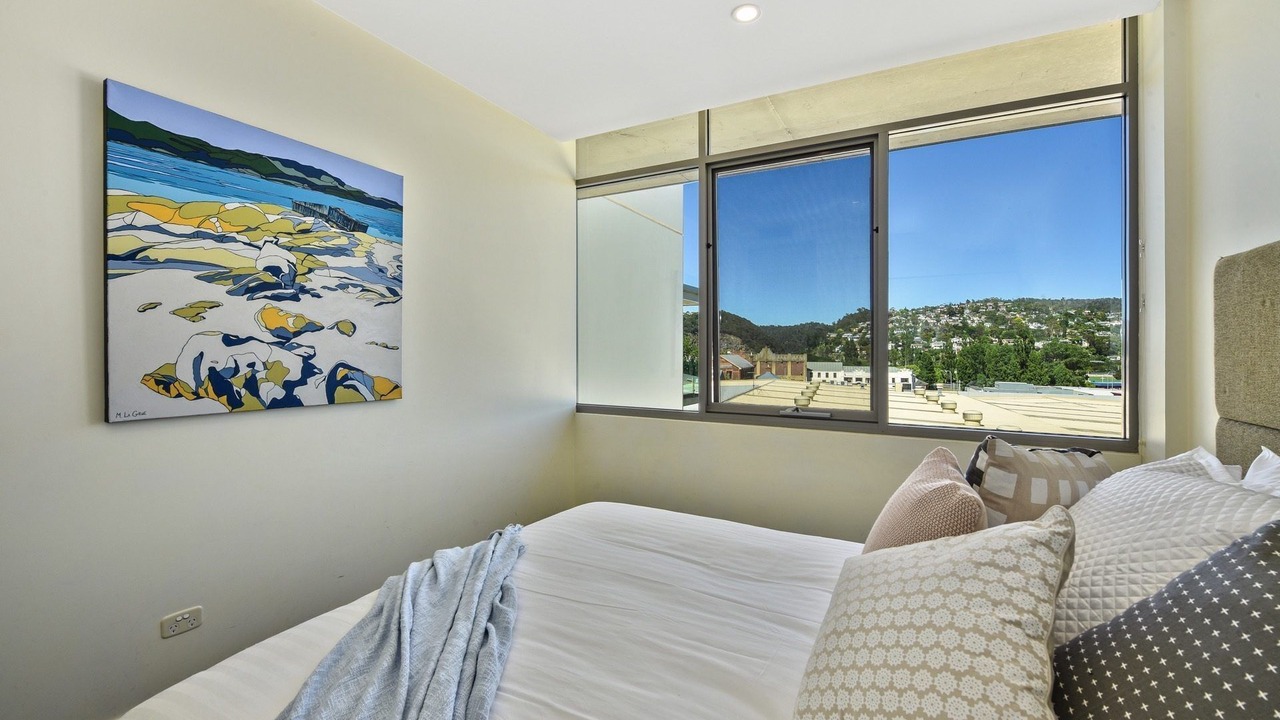 Photo of Bedroom in Launceston CBD