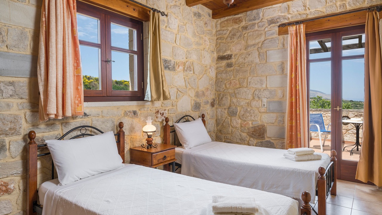 Photo of Bedroom in Limeniskos