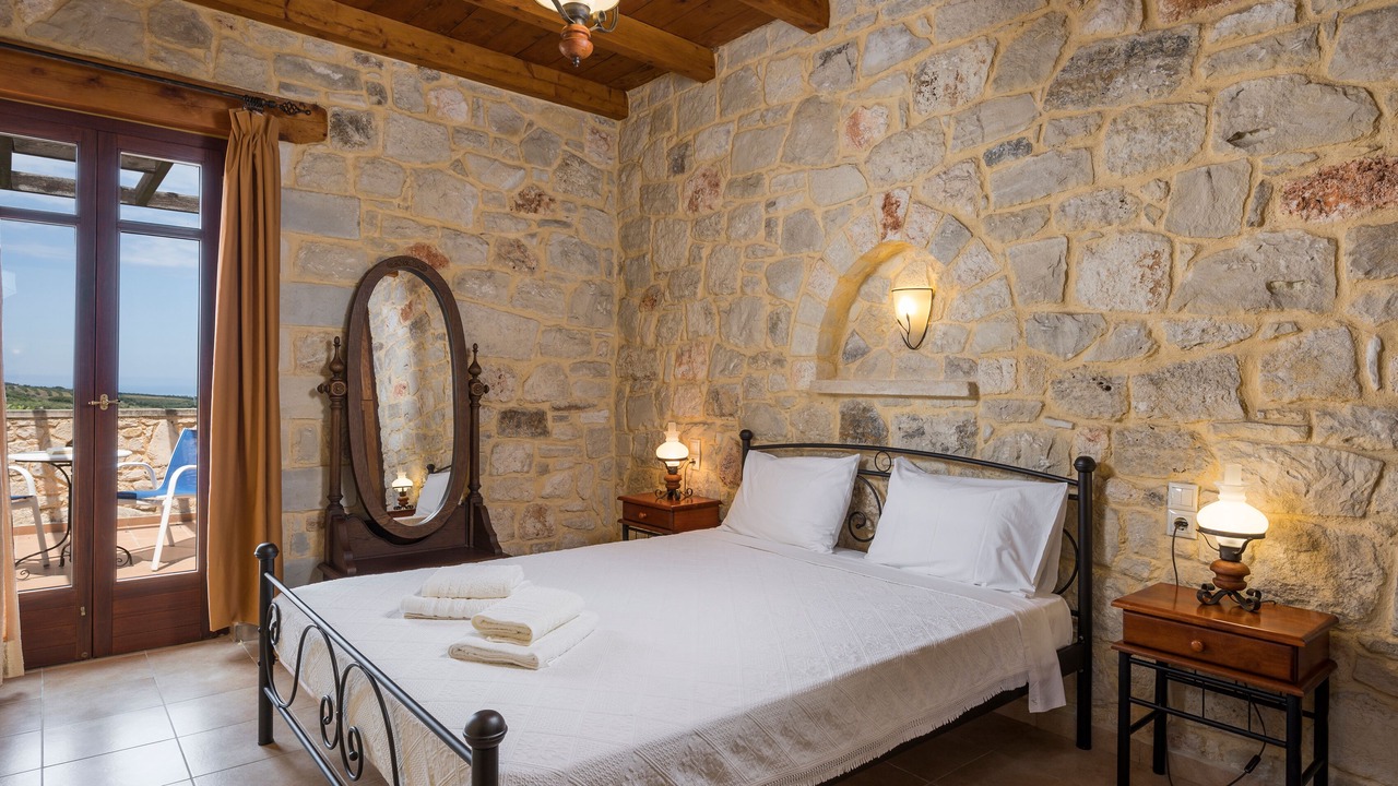 Photo of Bedroom in Limeniskos