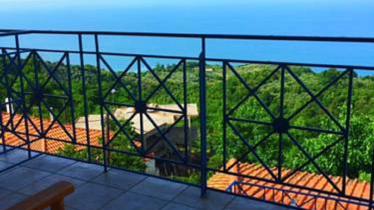 Photo of Patio Balcony in Karitsa