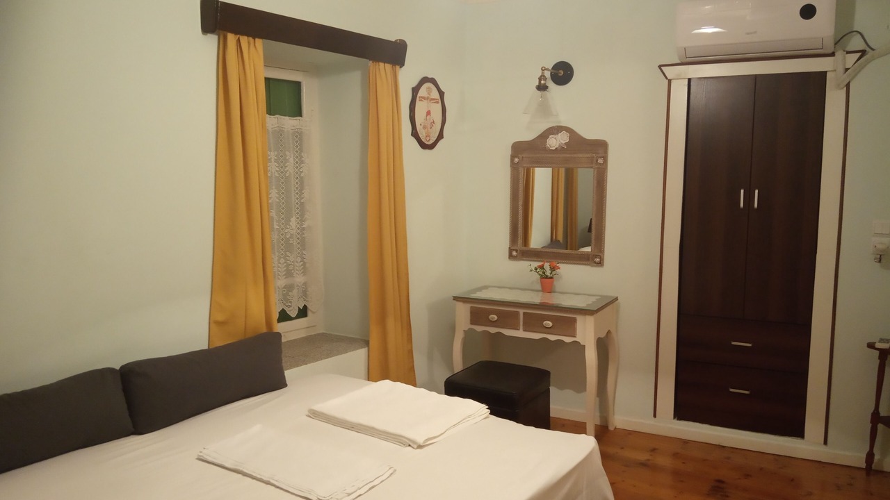 Photo of Bedroom in Skopelos
