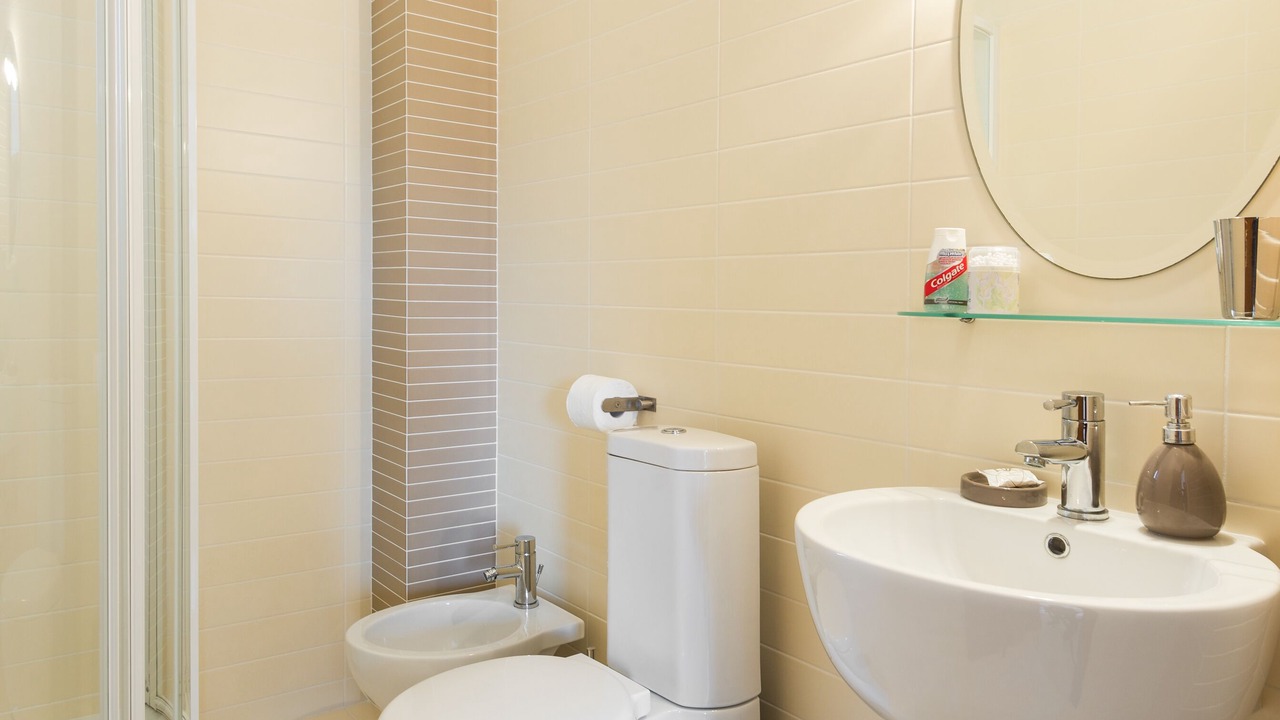 Photo of Bathroom in Thermi