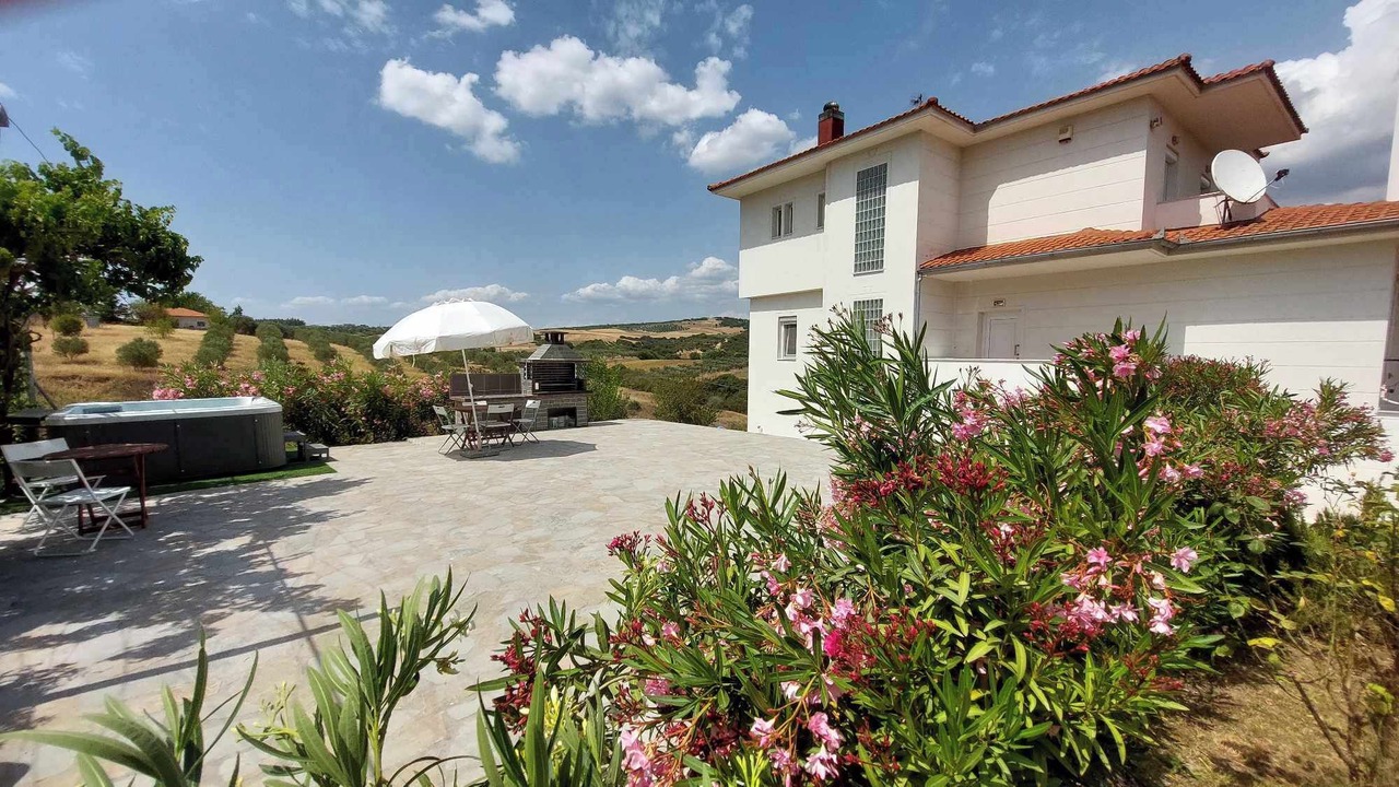 Photo of Outdoor in Thermi