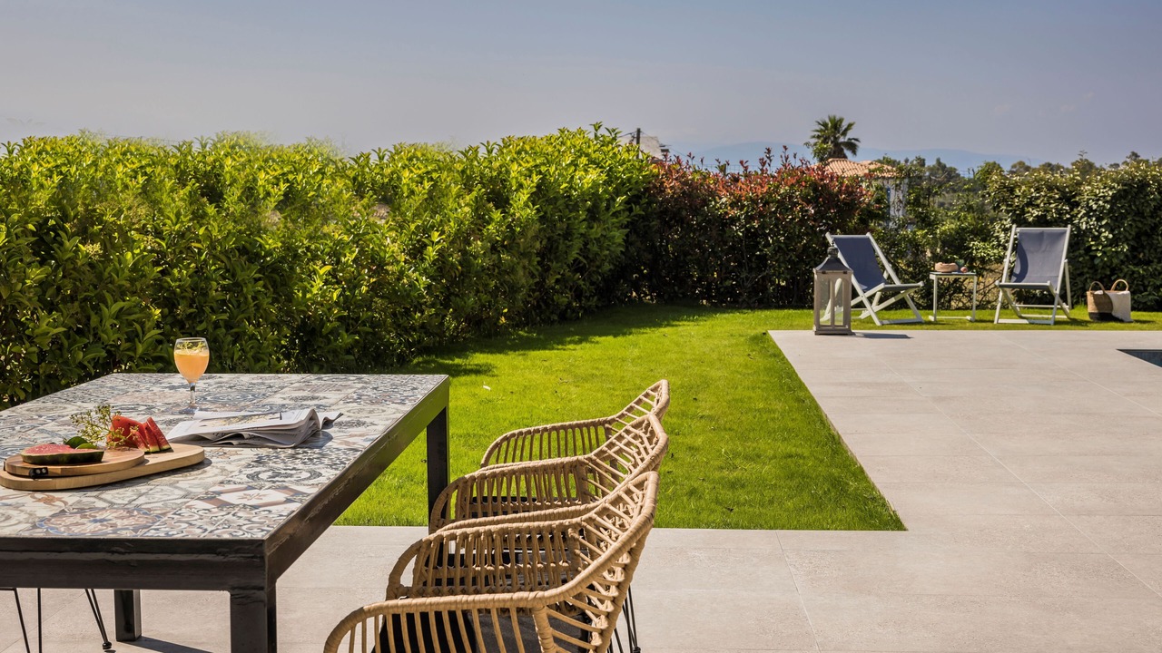 Photo of Outdoor in Karavados