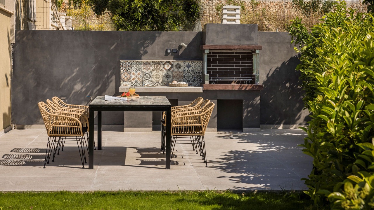Photo of Outdoor in Karavados