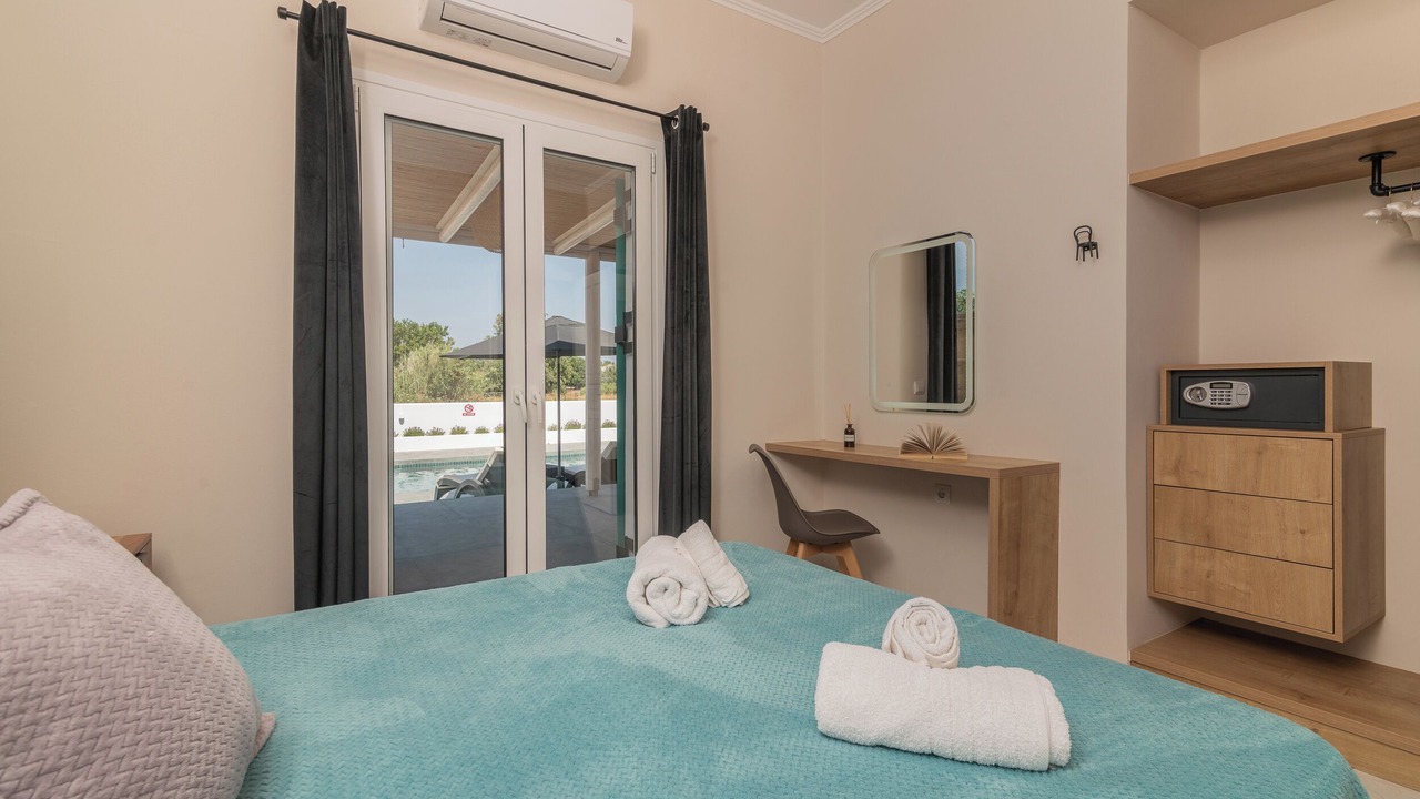 Photo of Bedroom in Kalamaki