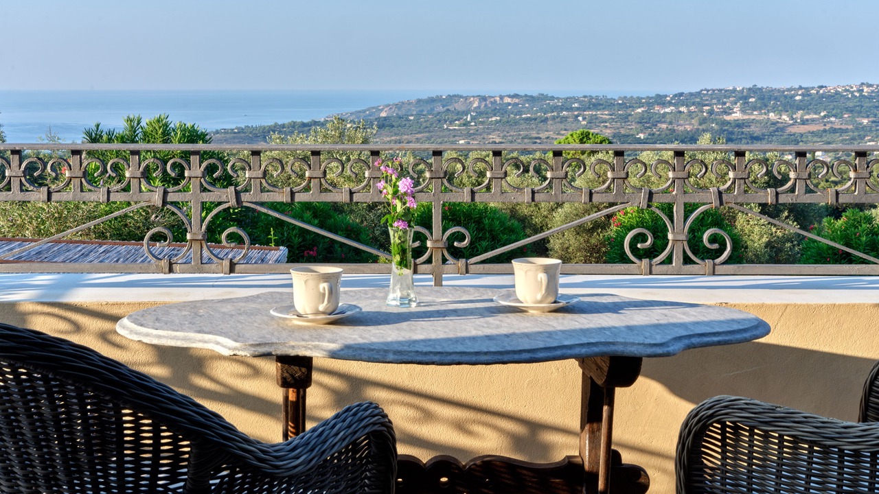 Photo of Patio Balcony in Leivathos