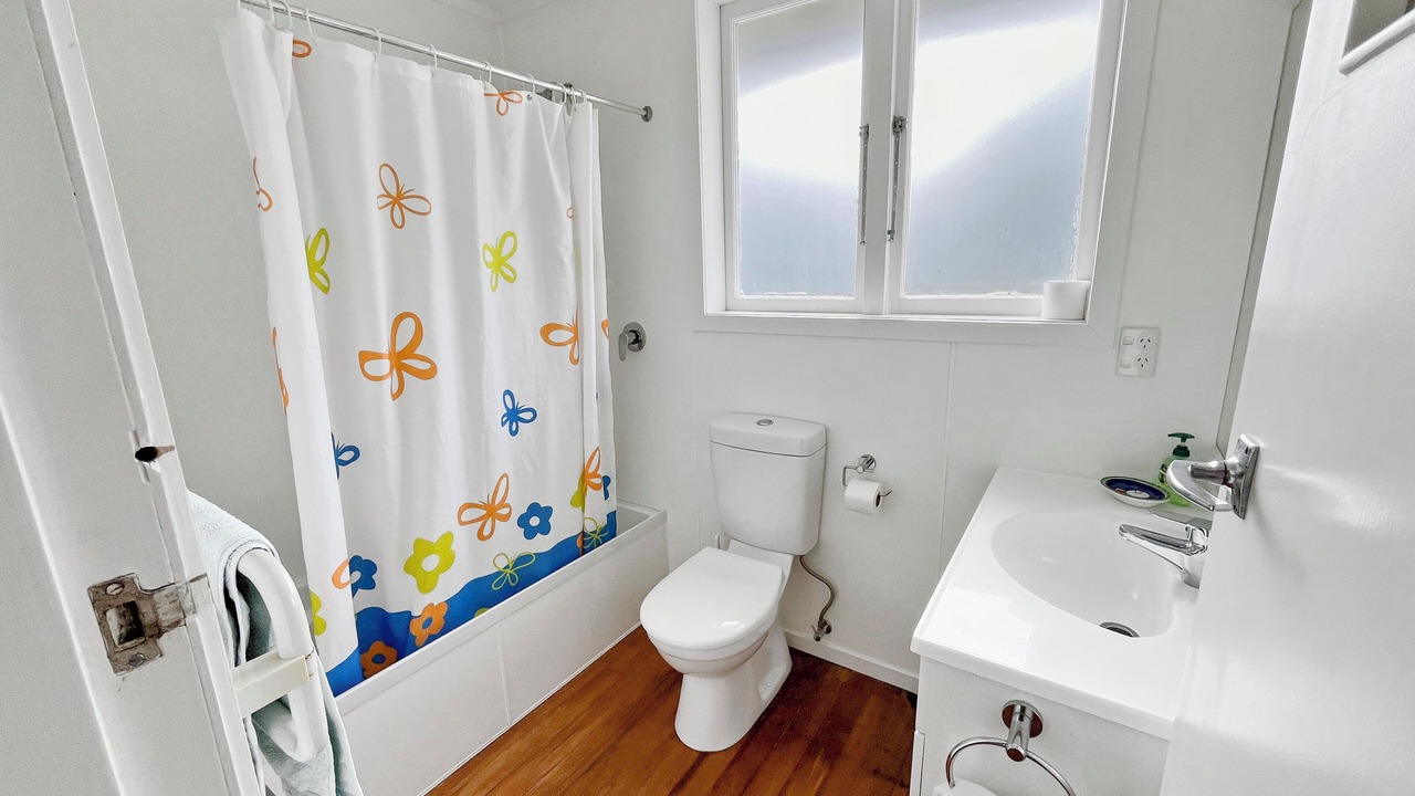 Photo of Bathroom in Whitianga
