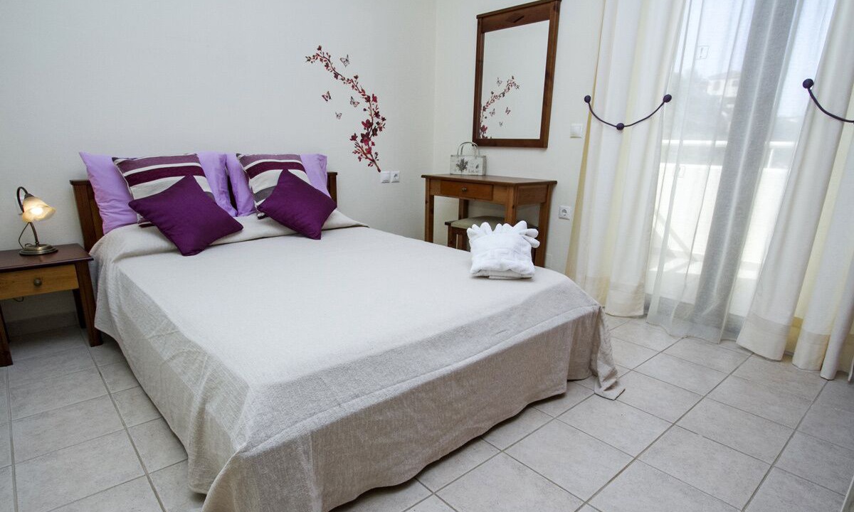 Photo of Bedroom in Megala Chorafia