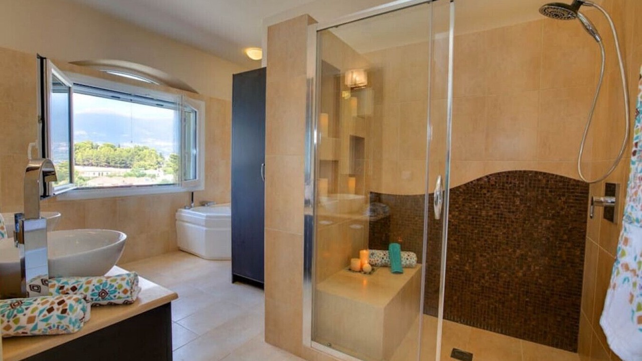 Photo of Bathroom in Pesada