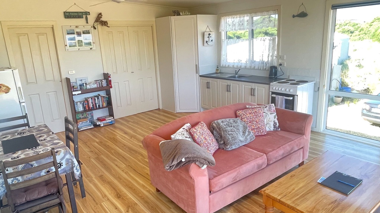 Photo of Livingroom in Dolphin Sands