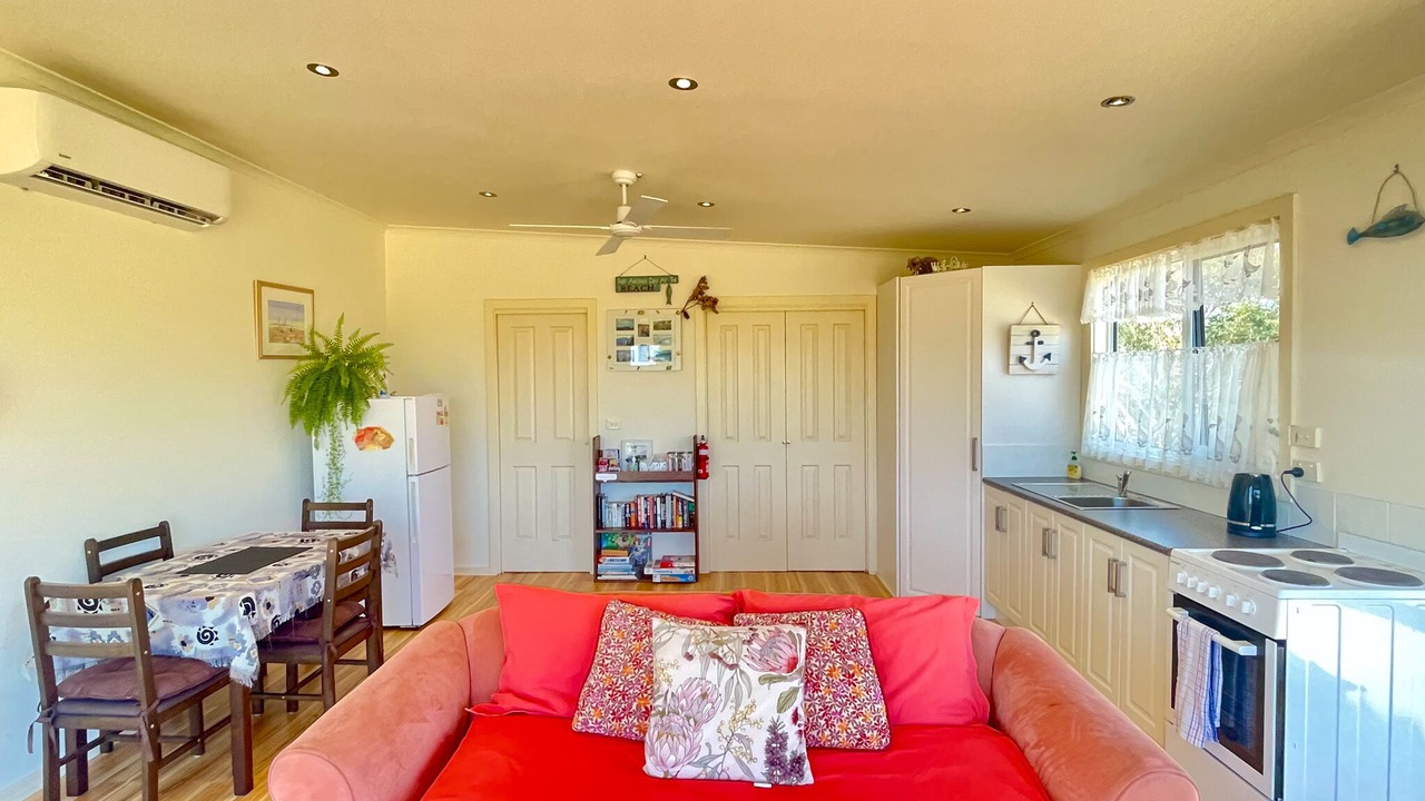 Photo of Livingroom in Dolphin Sands
