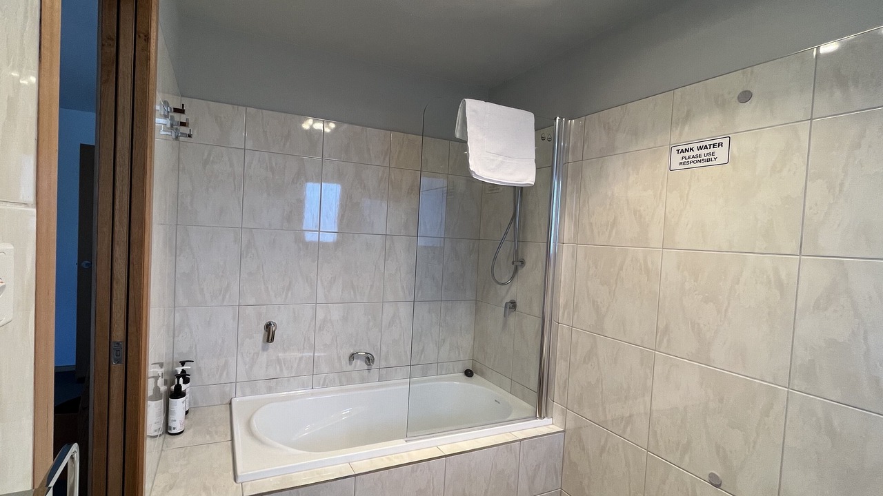 Photo of Bathroom in Primrose Sands