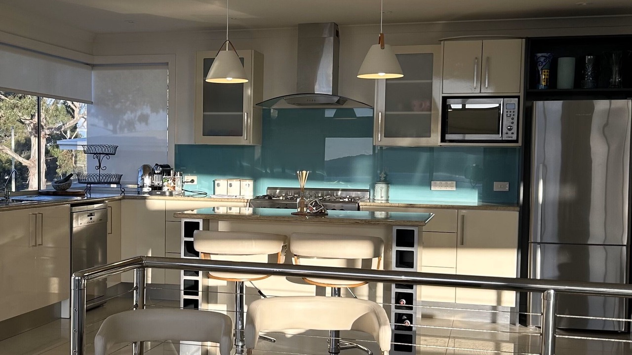 Photo of Kitchen in Binalong Bay