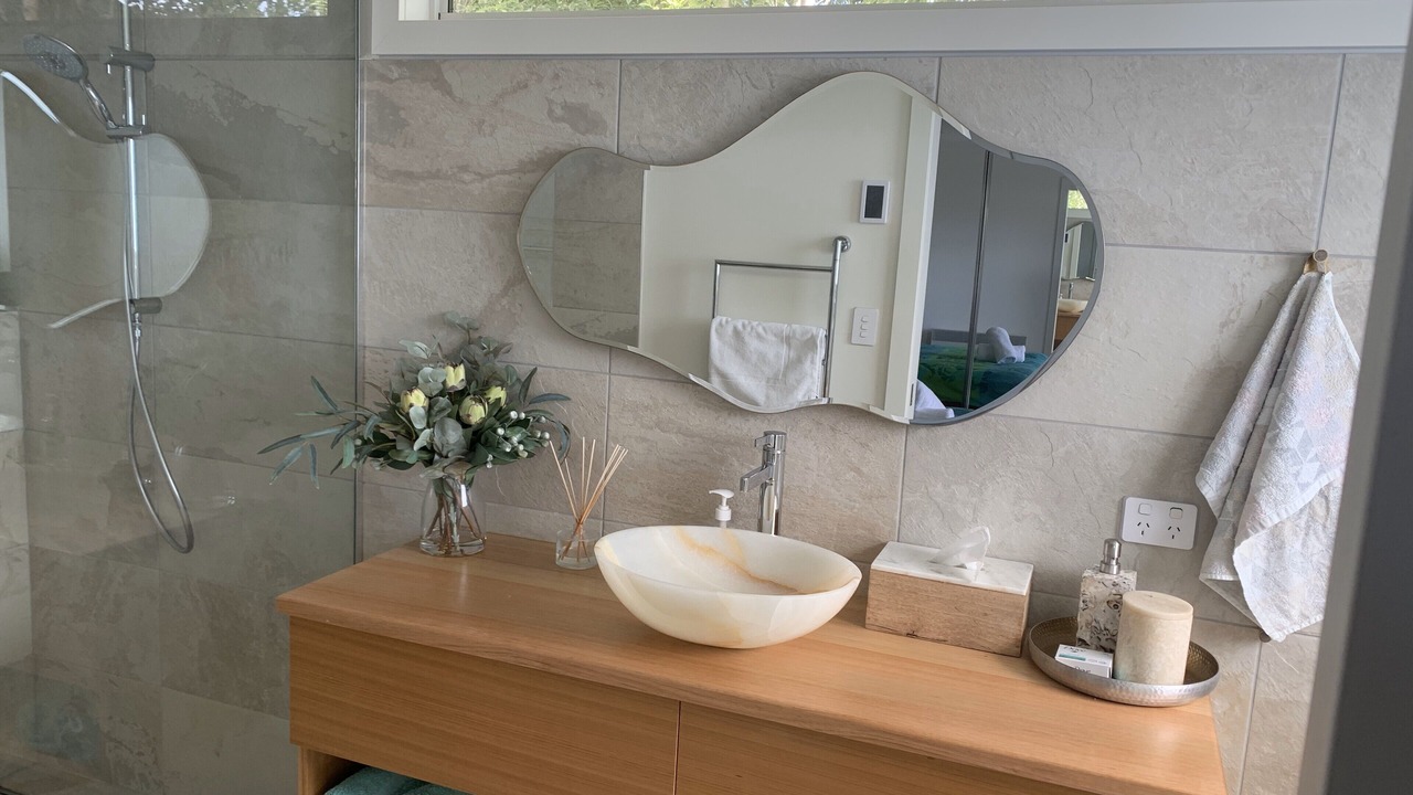Photo of Bathroom in Binalong Bay