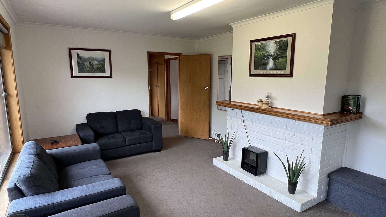 Photo of Livingroom in Swansea