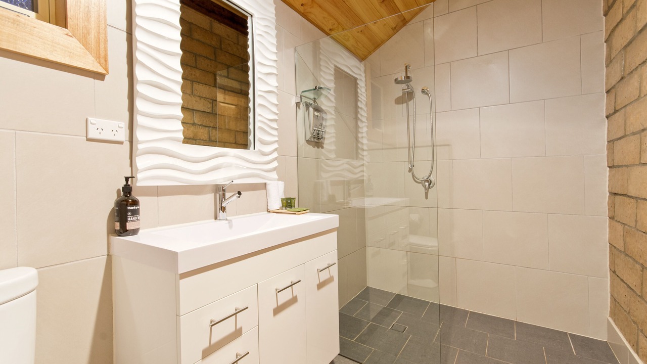 Photo of Bathroom in Red Hills