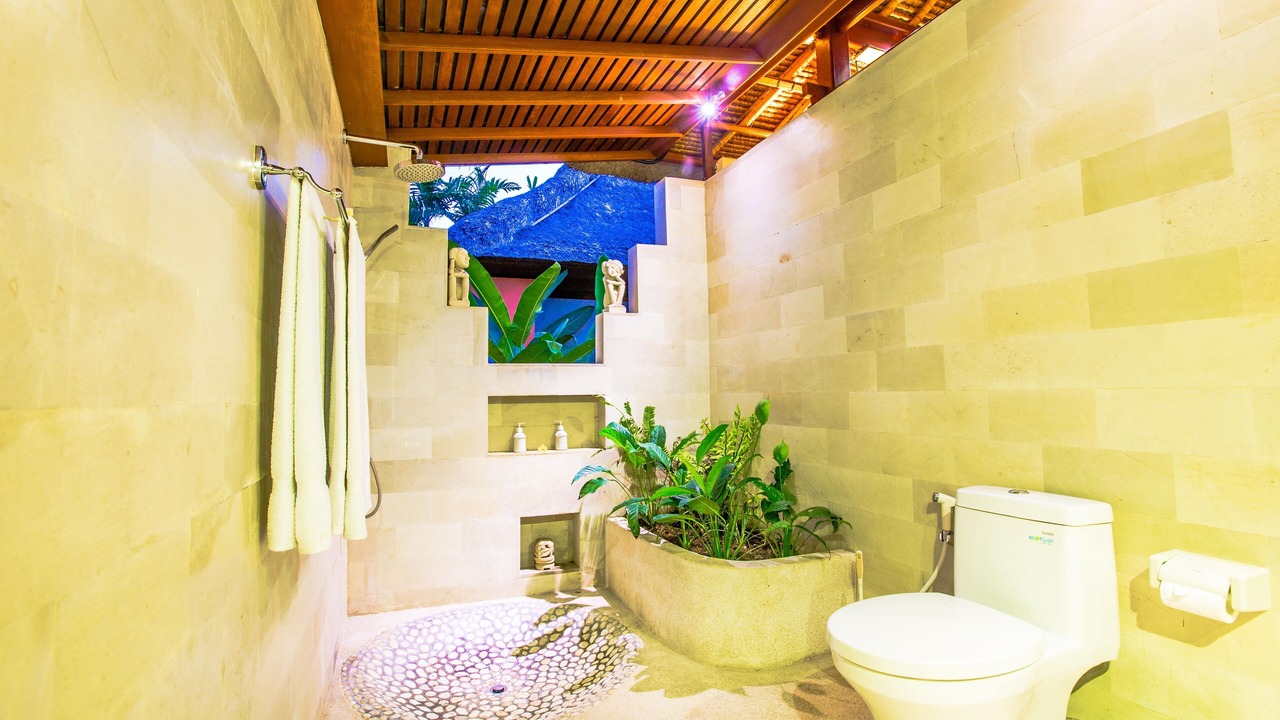 Photo of Bathroom in Lodtunduh