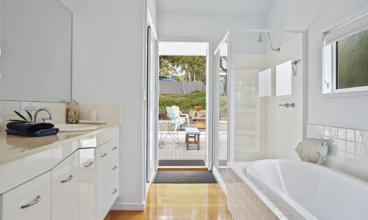Photo of Bathroom in Primrose Sands