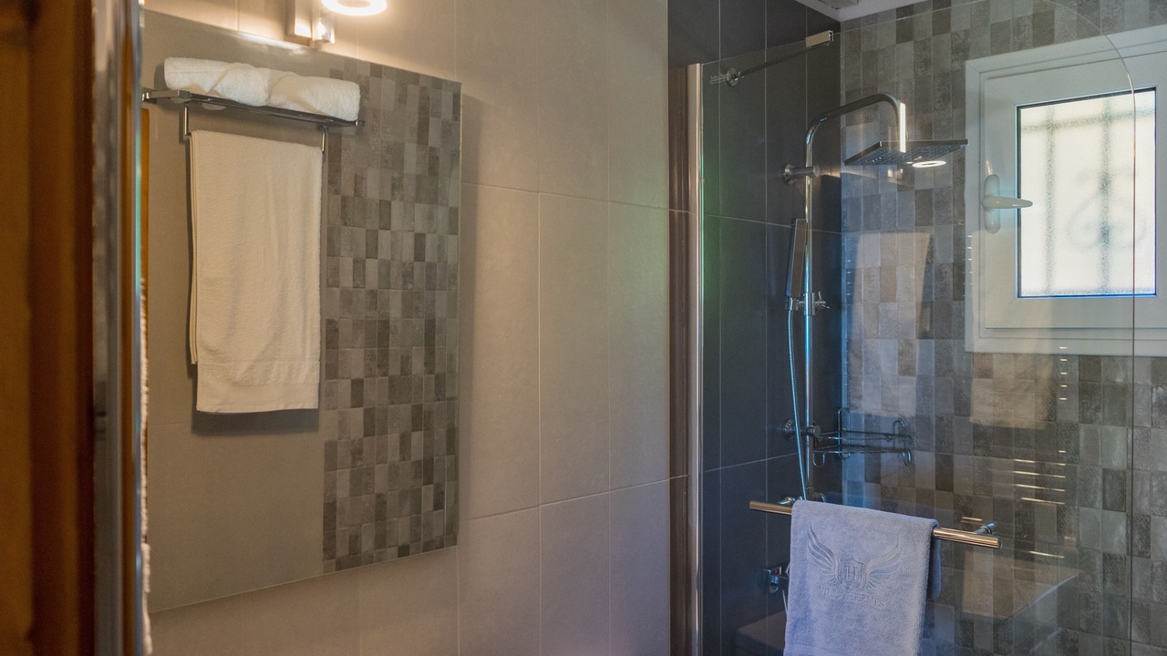 Photo of Bathroom in Katsarou