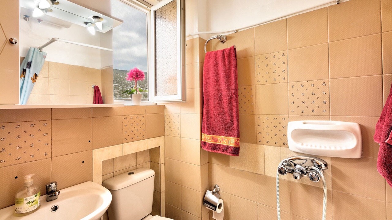 Photo of Bathroom in Phthiotis Region