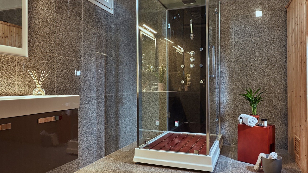 Photo of Bathroom in Akrotiri