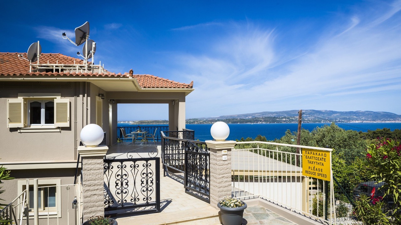 Photo of Patio Balcony in Lassi
