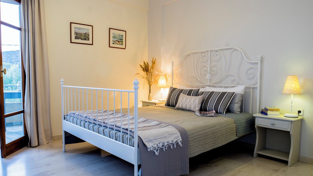 Photo of Bedroom in Vathi