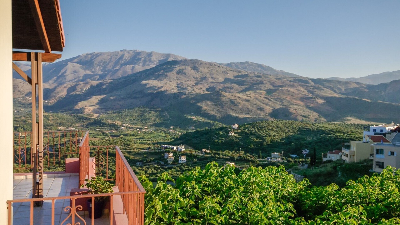Photo of Outdoor in Exopoli