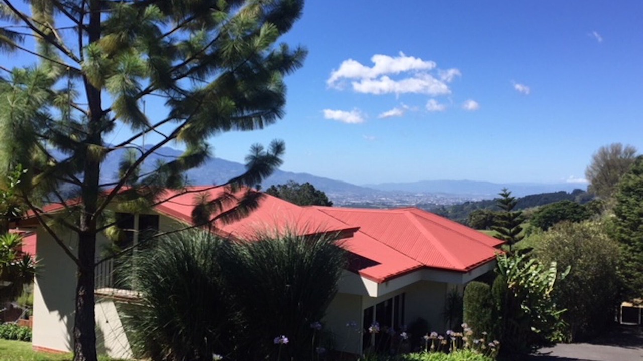 Photo of Outdoor in Roble