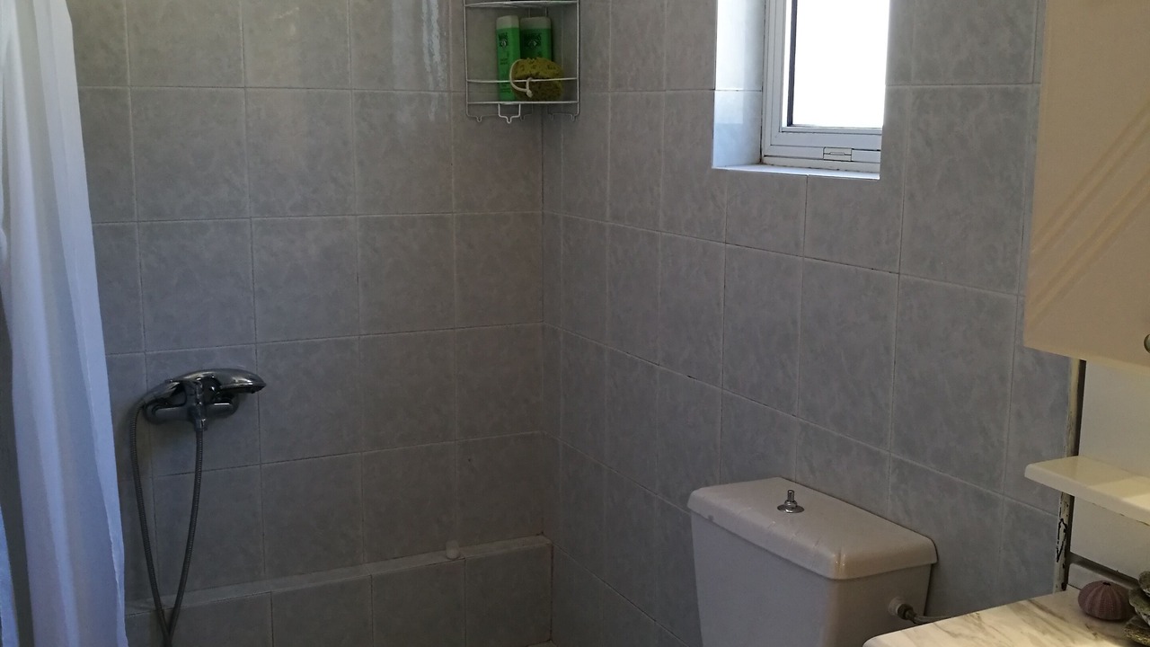 Photo of Bathroom in Anavyssos