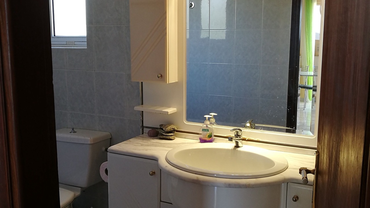 Photo of Bathroom in Anavyssos