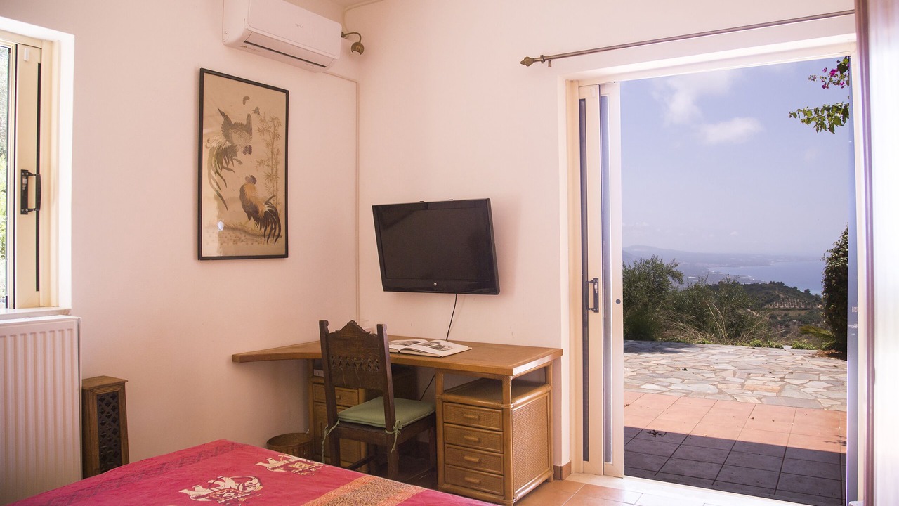 Photo of Bedroom in Lepreo