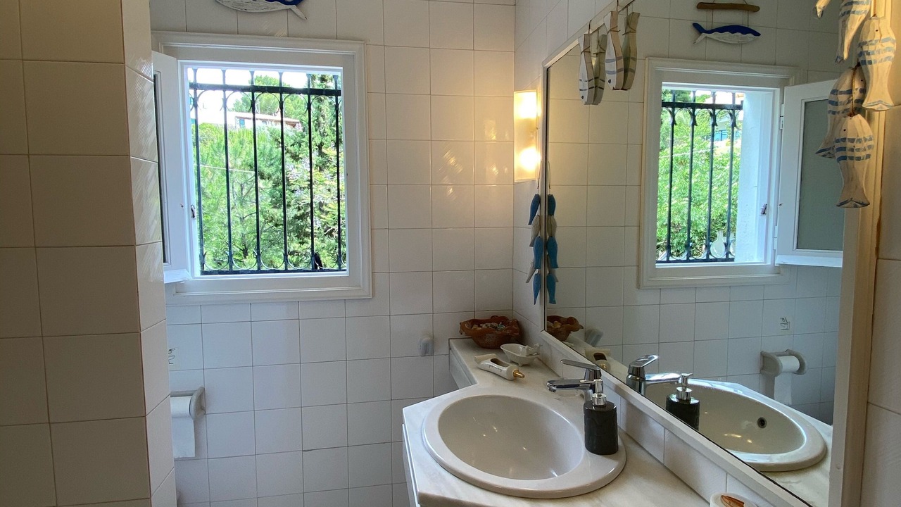 Photo of Bathroom in Kanapitsa