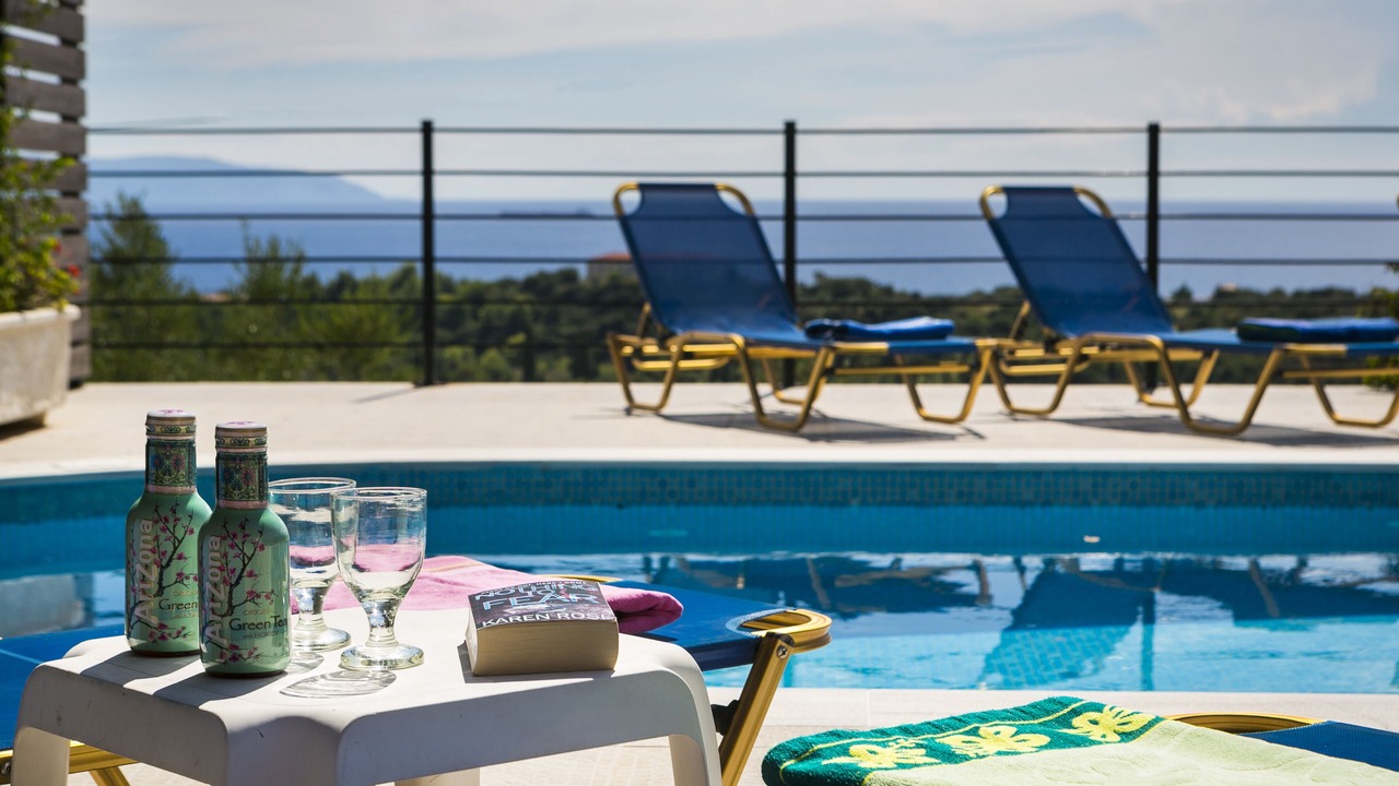 Photo of Outdoor in Karavados