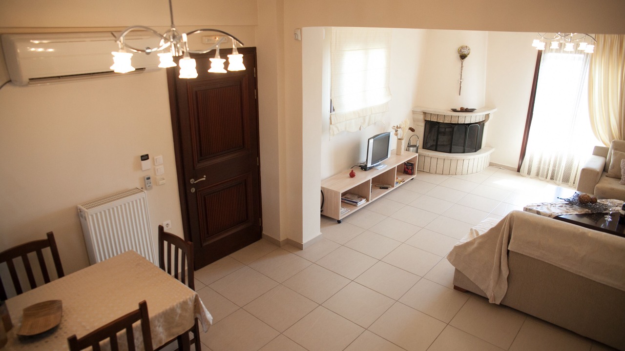 Photo of Bedroom in Platanitis