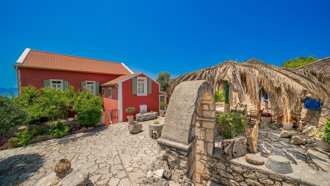 Photo of Patio Balcony in Markoulata