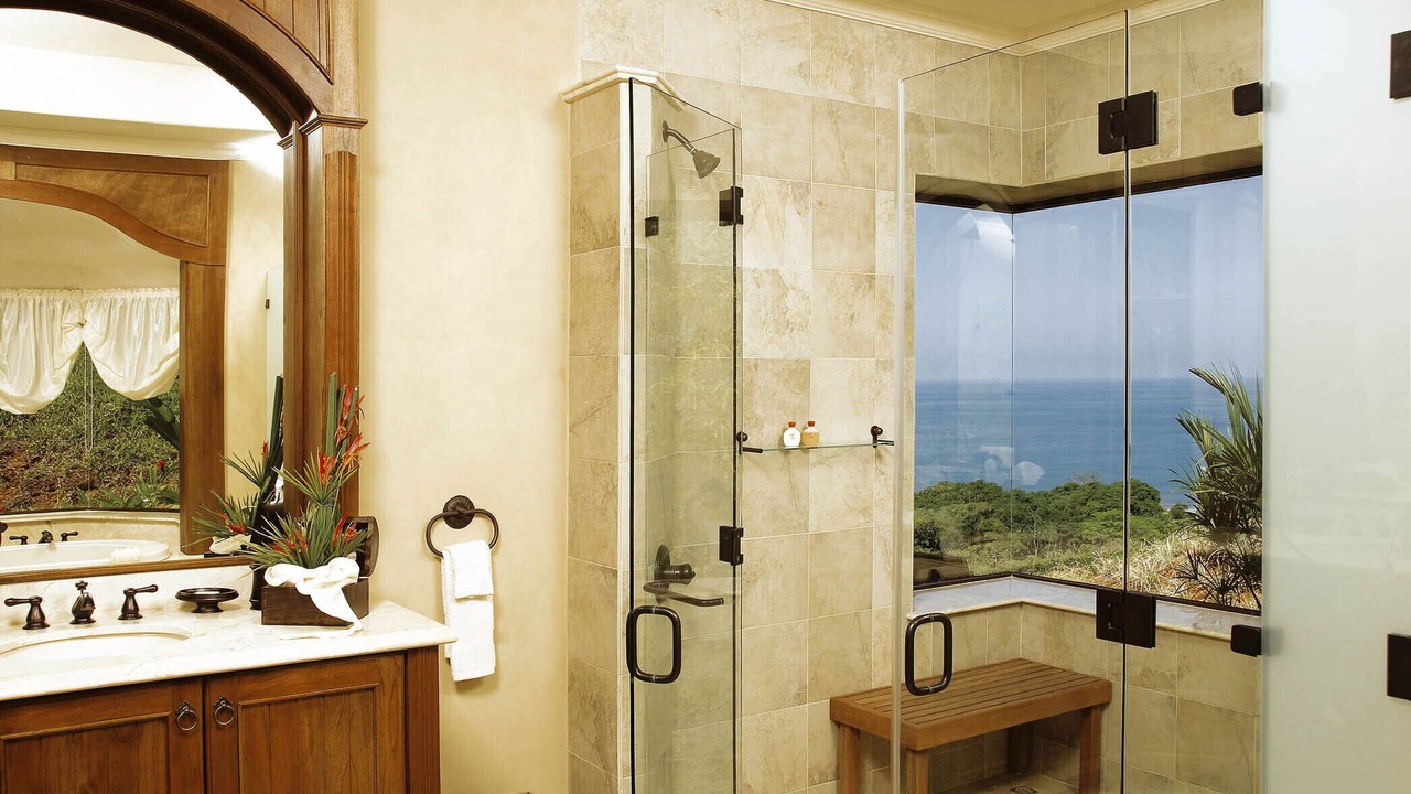 Photo of Bathroom in Dominical