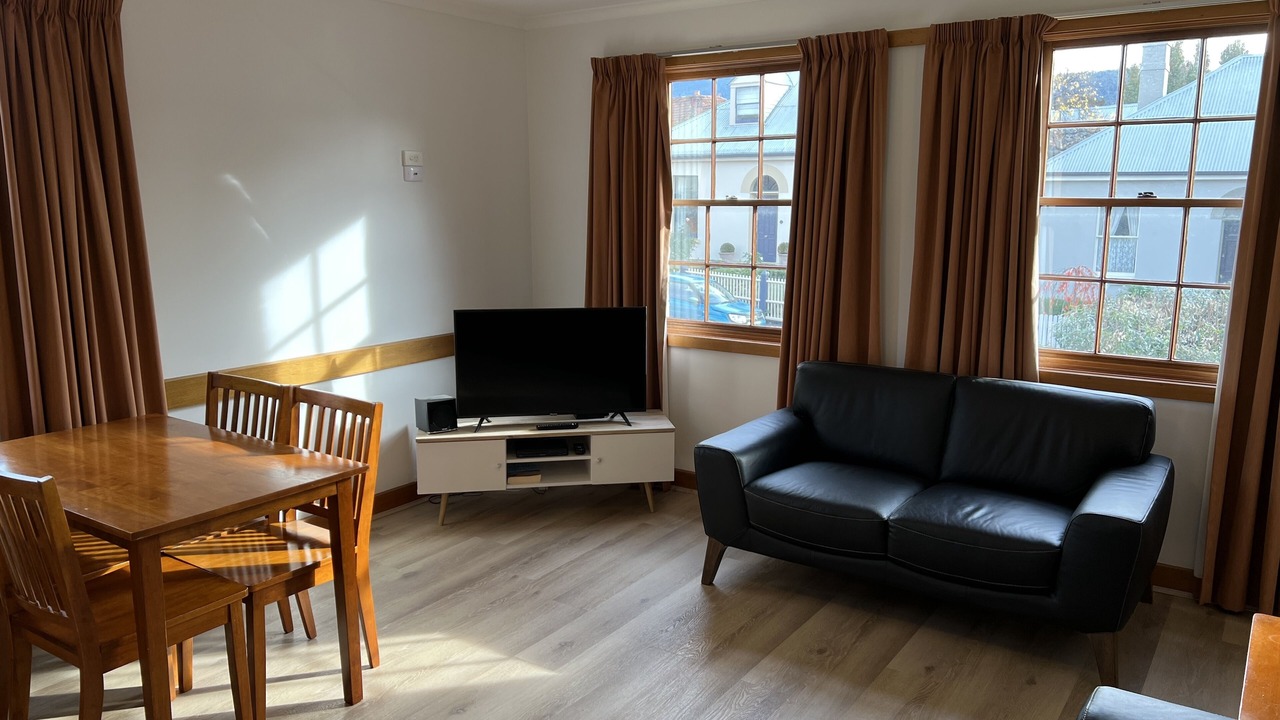 Photo of Livingroom in Battery Point
