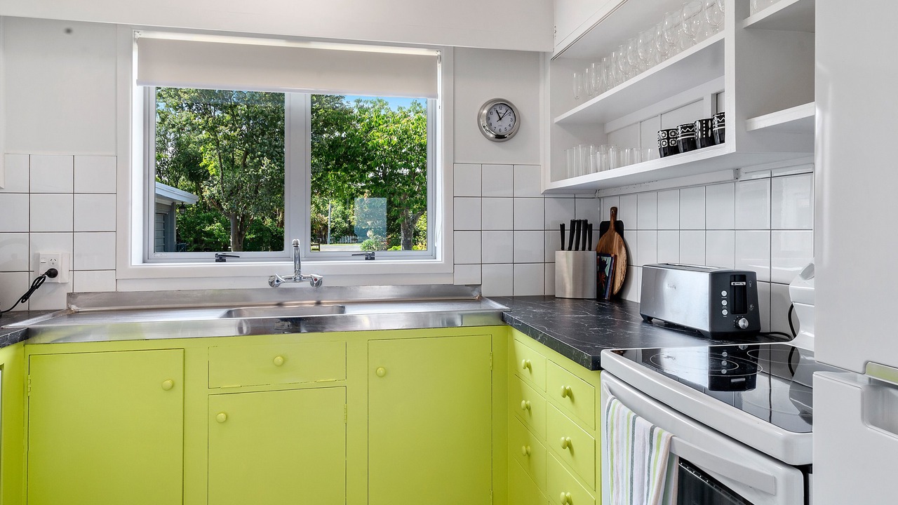Photo of Kitchen in Hannahs Bay