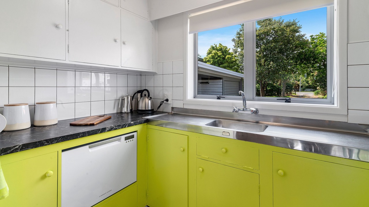 Photo of Kitchen in Hannahs Bay